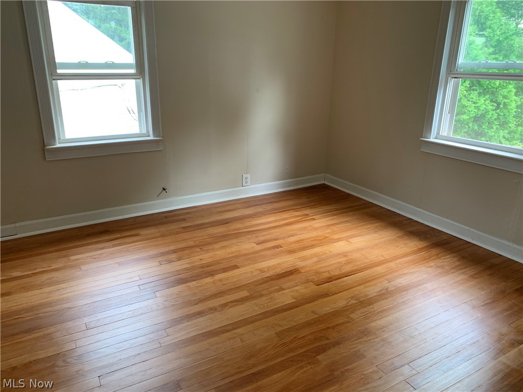 5136 Edenhurst Road Cleveland, OH 44124 - Photo 15 of 21