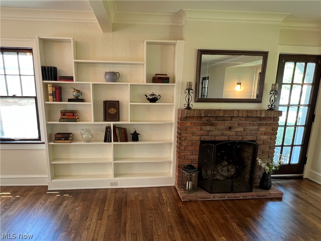 144 Lee Road Berea, OH 44017 - Photo 8 of 33 Built in bookcase and wood burning fireplace (not warranted)
