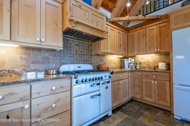 $1,350,000 | 10827 Hiatt Trail, Tetonia, ID 83452