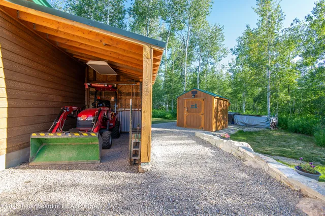 $1,350,000 | 10827 Hiatt Trail, Tetonia, ID 83452