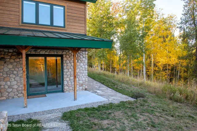 $1,350,000 | 10827 Hiatt Trail, Tetonia, ID 83452