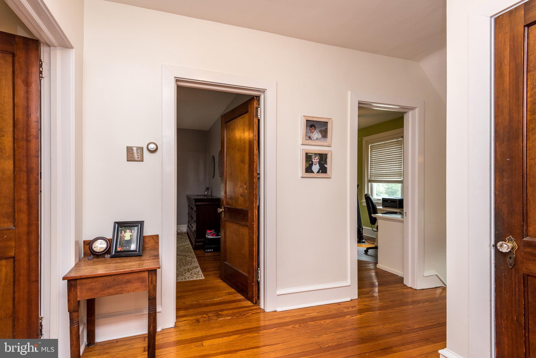 373 Sugartown Road Wayne, PA 19087 - Photo 29 of 44 2nd Floor Hall