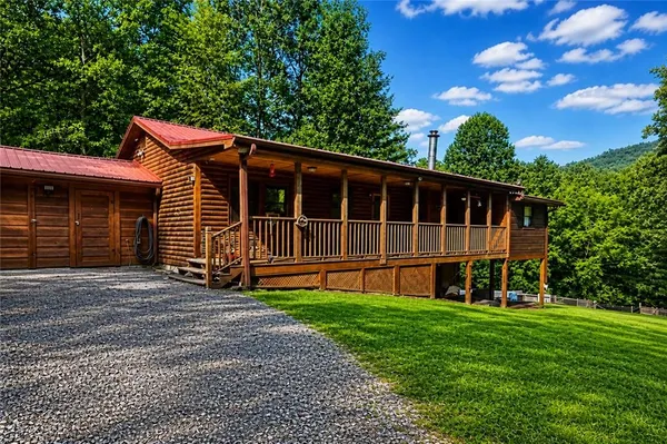 $399,000 | 711 Arp Road, Mineral Bluff, GA 30559