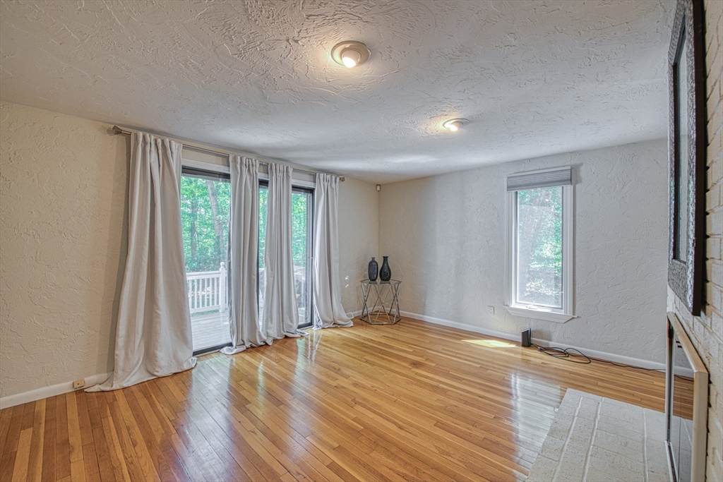 54 Barefoot Hill Road Sharon, MA 02067 - Photo 8 of 26