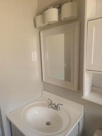 $1,000 | 1703 8th Avenue, Canyon, TX 79015