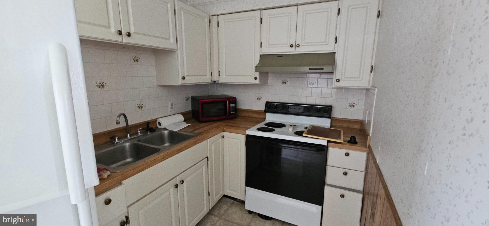 229 Ritter Place Berryville, VA 22611 - Photo 2 of 13