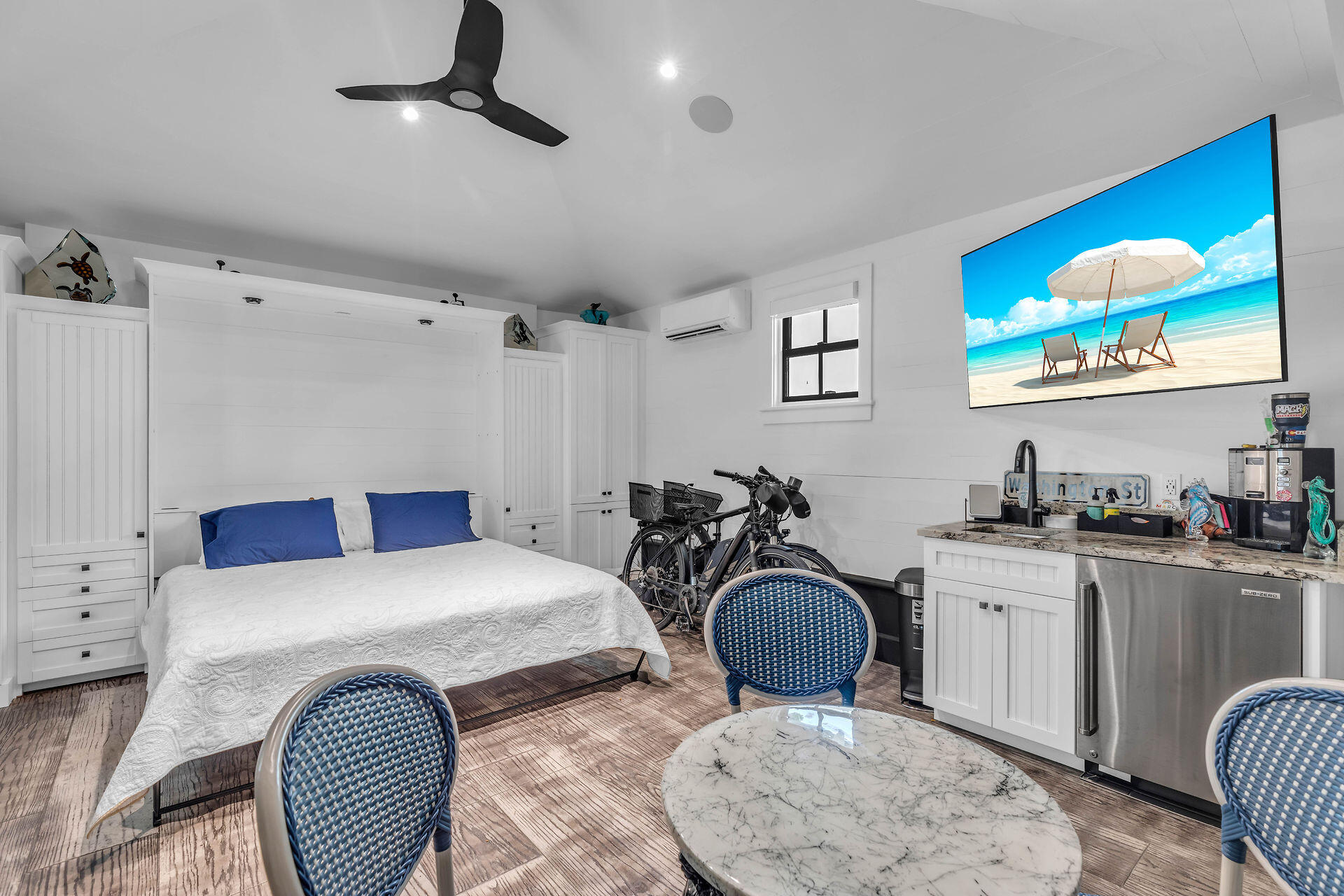 1227 Washington Street Key West, FL 33040 - Photo 26 of 36 King Wilding Wall Bed