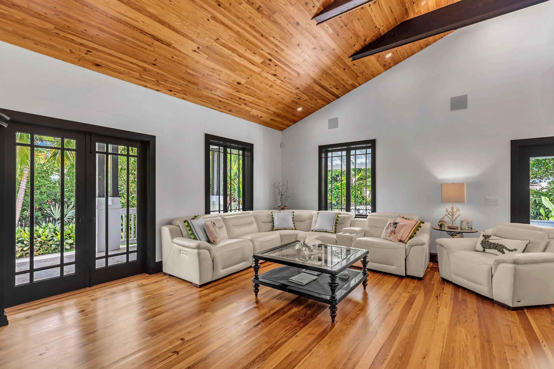 1227 Washington Street Key West, FL 33040 - Photo 7 of 36 LR - Great Rm