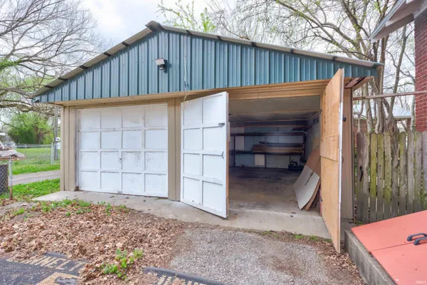$209,000 | 509 Taylor Street, Cannelton, IN 47520