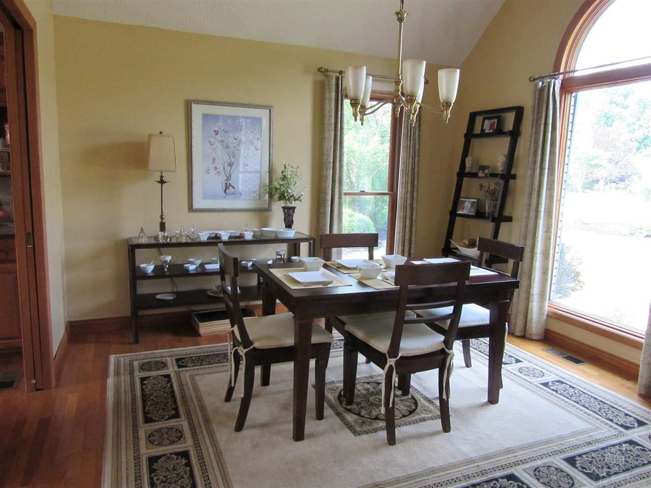 136 Smith Road Mitchell, IN 47446 - Photo 4 of 28