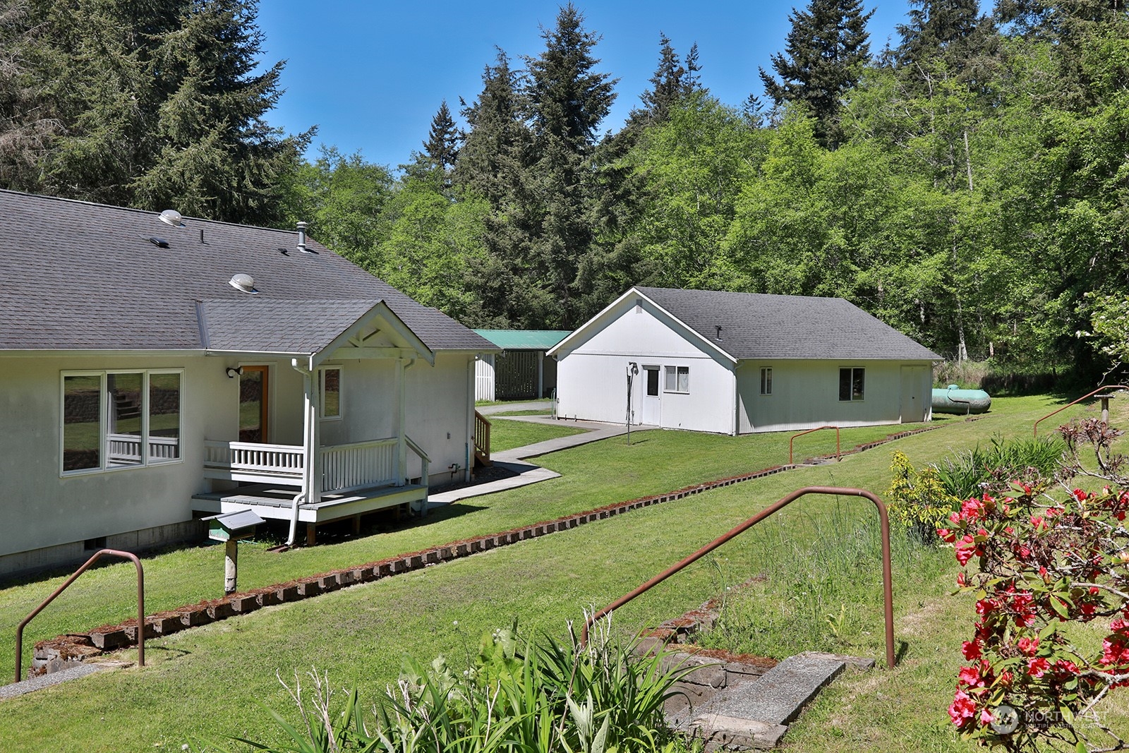 2275 East Goss Lake Road Langley, WA 98260 - Photo 7 of 39 Gallery Image 7