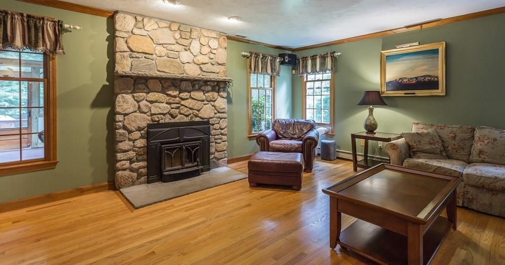 214 Locust Street Raynham, MA 02767 - Photo 12 of 35 Gallery Image 12