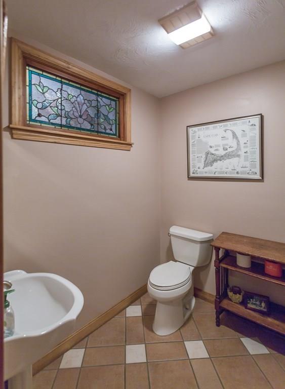 214 Locust Street Raynham, MA 02767 - Photo 15 of 35 Gallery Image 15