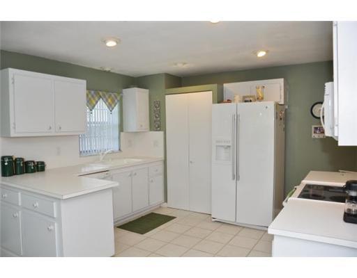 9250 Southwest 16th Road East Boca Raton, FL 33428 - Photo 3 of 10 Additional Photo