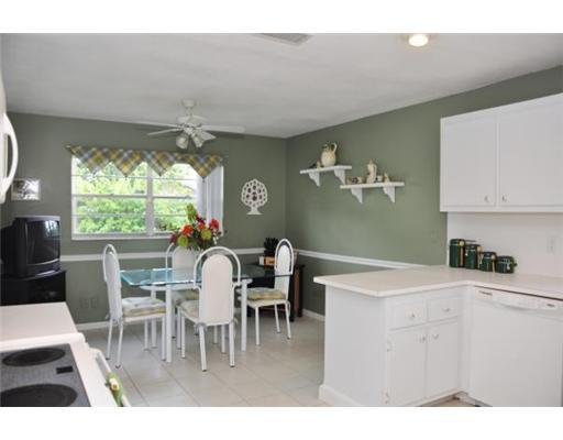 9250 Southwest 16th Road East Boca Raton, FL 33428 - Photo 4 of 10 Additional Photo