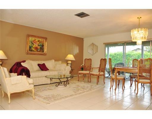 9250 Southwest 16th Road East Boca Raton, FL 33428 - Photo 6 of 10 Additional Photo