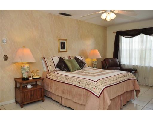 9250 Southwest 16th Road East Boca Raton, FL 33428 - Photo 7 of 10 Additional Photo