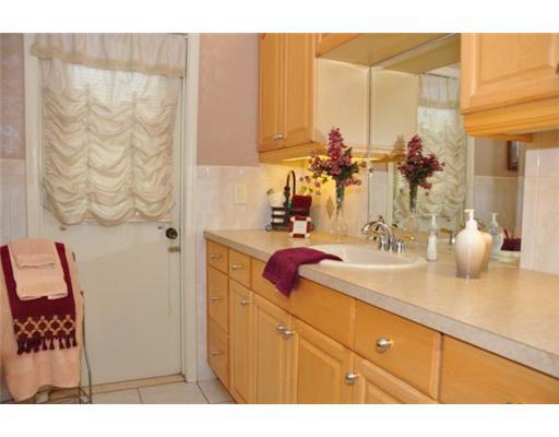 9250 Southwest 16th Road East Boca Raton, FL 33428 - Photo 8 of 10 Additional Photo