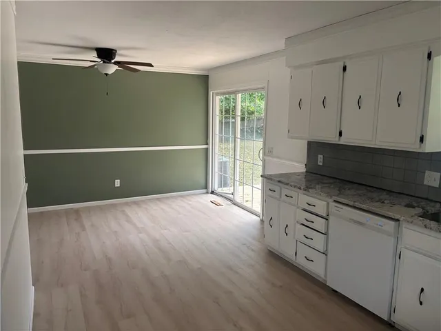 $215,000 | 813 Belt Avenue, Edgerton, MO 64444