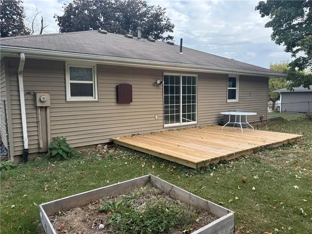 $215,000 | 813 Belt Avenue, Edgerton, MO 64444