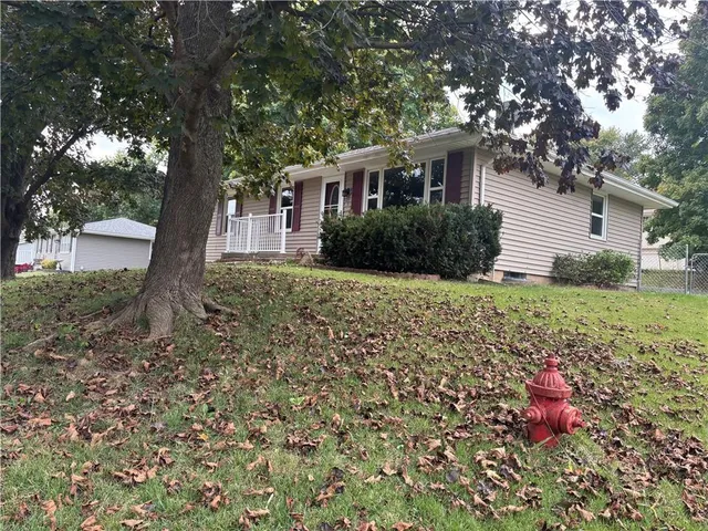 $215,000 | 813 Belt Avenue, Edgerton, MO 64444