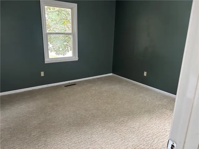 $215,000 | 813 Belt Avenue, Edgerton, MO 64444