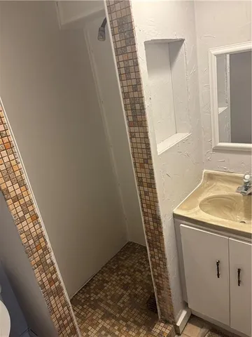 $215,000 | 813 Belt Avenue, Edgerton, MO 64444