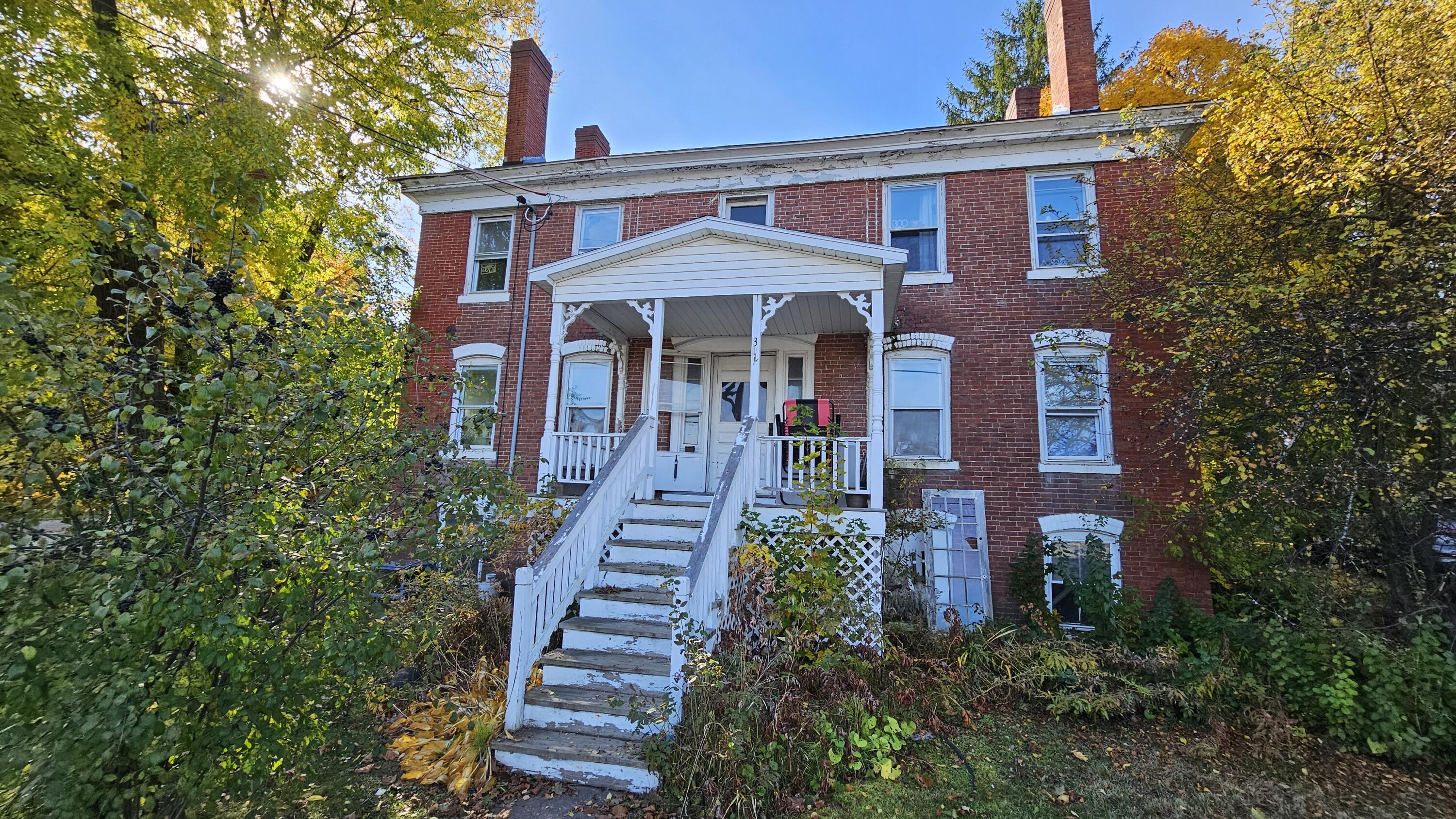 371 Main Street Old Town, ME 04468 - Photo 6 of 16 Front Porch