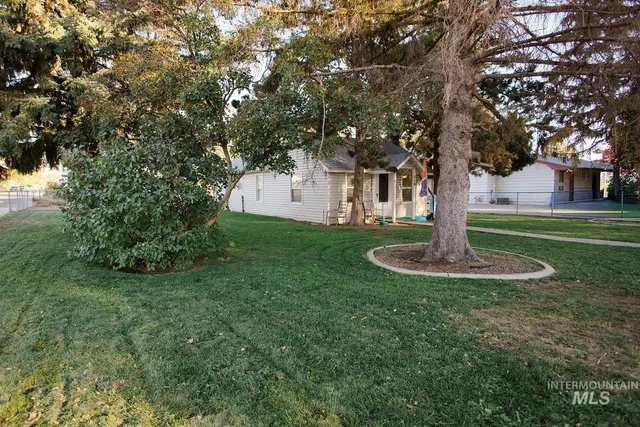$200,000 | 110 South 11th East, Mountain Home, ID 83647