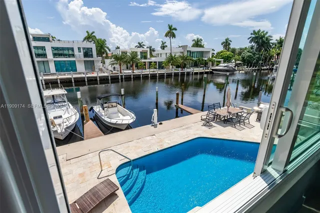 $3,100 | 54 Isle Of Venice Drive, Unit 7, Fort Lauderdale, FL 33301