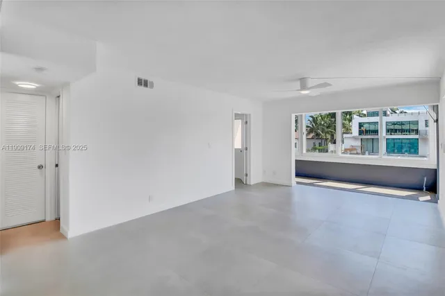 $3,100 | 54 Isle Of Venice Drive, Unit 7, Fort Lauderdale, FL 33301