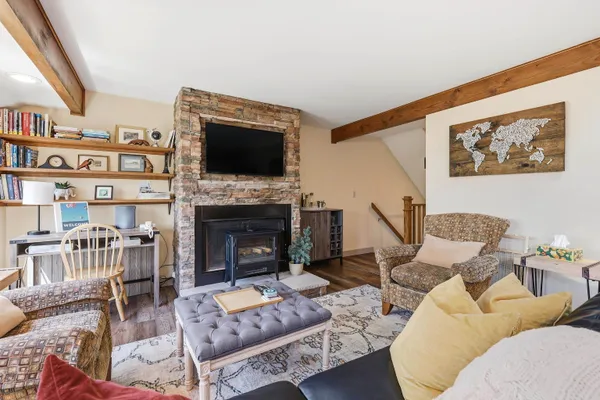 $290,000 | 127 Plum Cove Drive, Galena, IL 61036