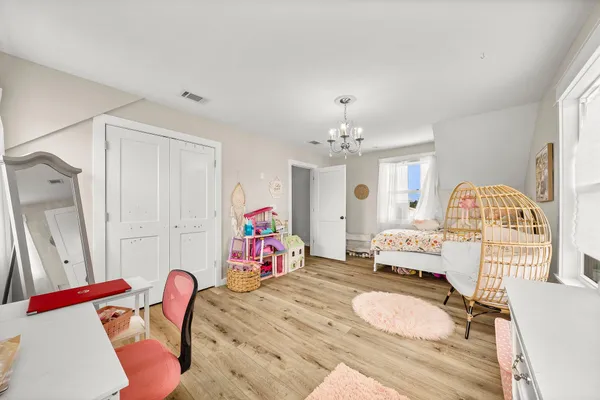 a view of a livingroom with furniture