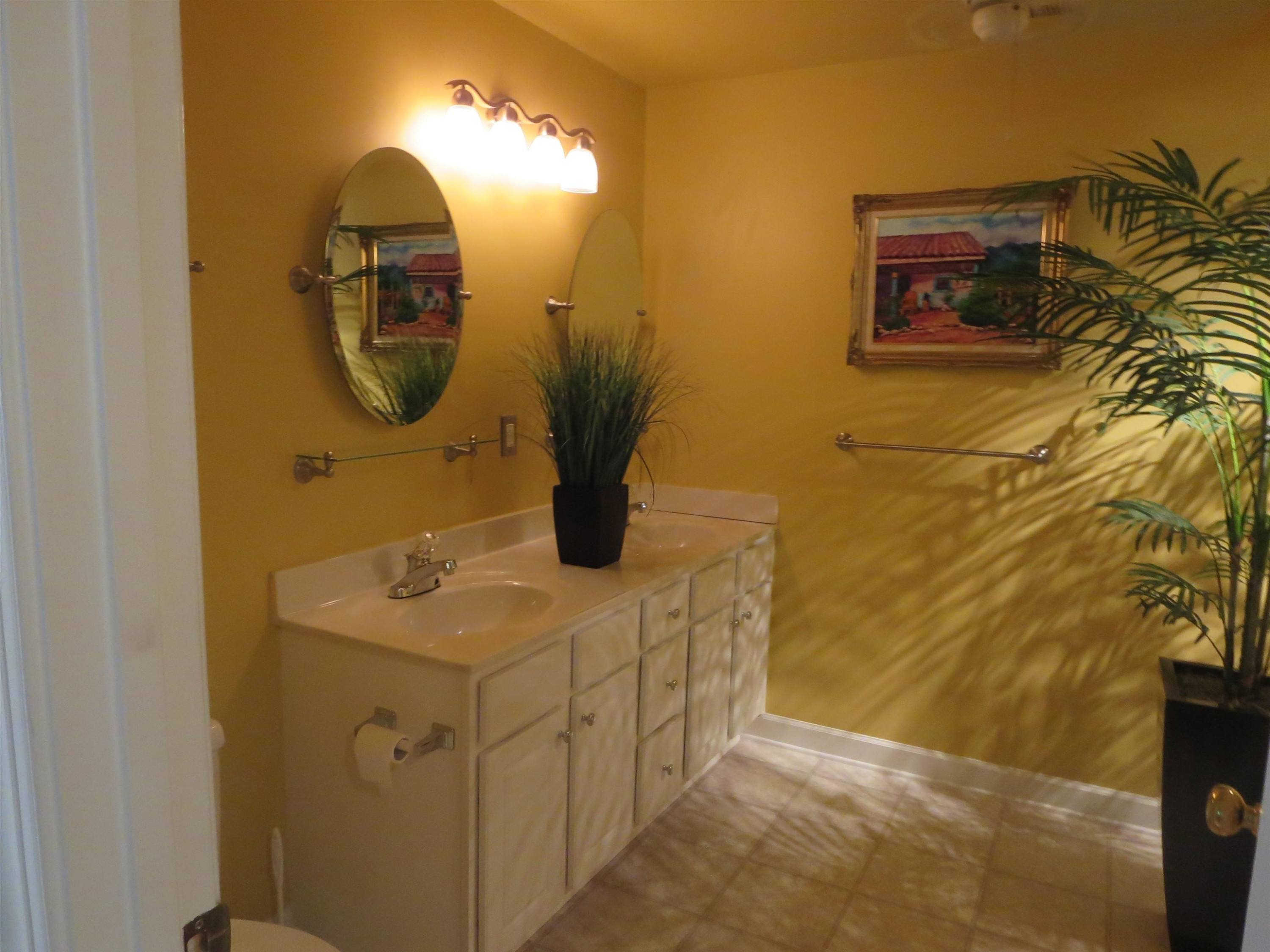 7018 Sandy Forks Road, Unit 301 Raleigh, NC 27609 - Photo 14 of 24 Photo 14