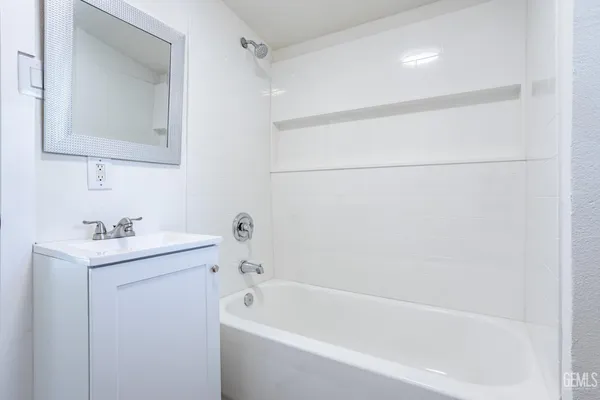 $230,000 | Undisclosed Address, Bakersfield, CA 93308