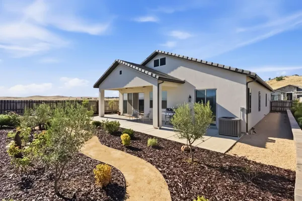 $589,000 | 19707 Goldfield Lane, Friant, CA 93626