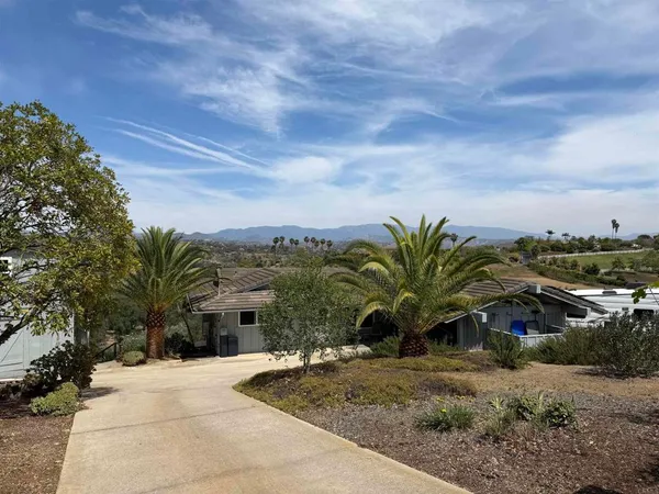 $1,150,000 | 435 Rancho Camino, Fallbrook, CA 92028