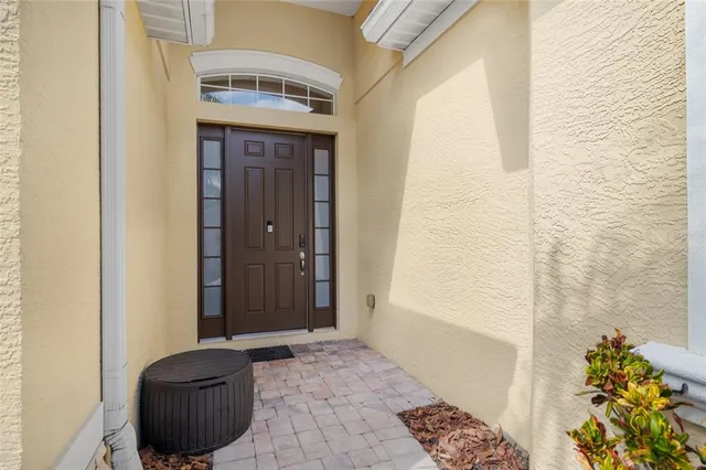 a view of entryway with a front door