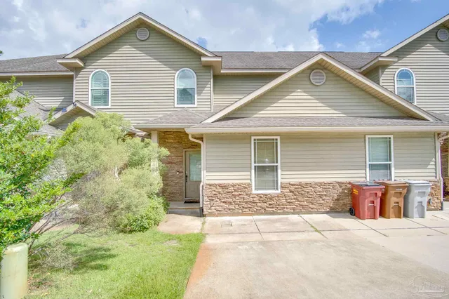 $2,200 | 1768 Sound Haven Court, Navarre, FL 32566