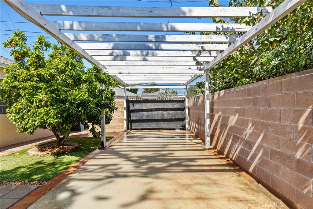19403 Welby Way Reseda, CA 91335 - Photo 13 of 16 a view of entryway with a front door