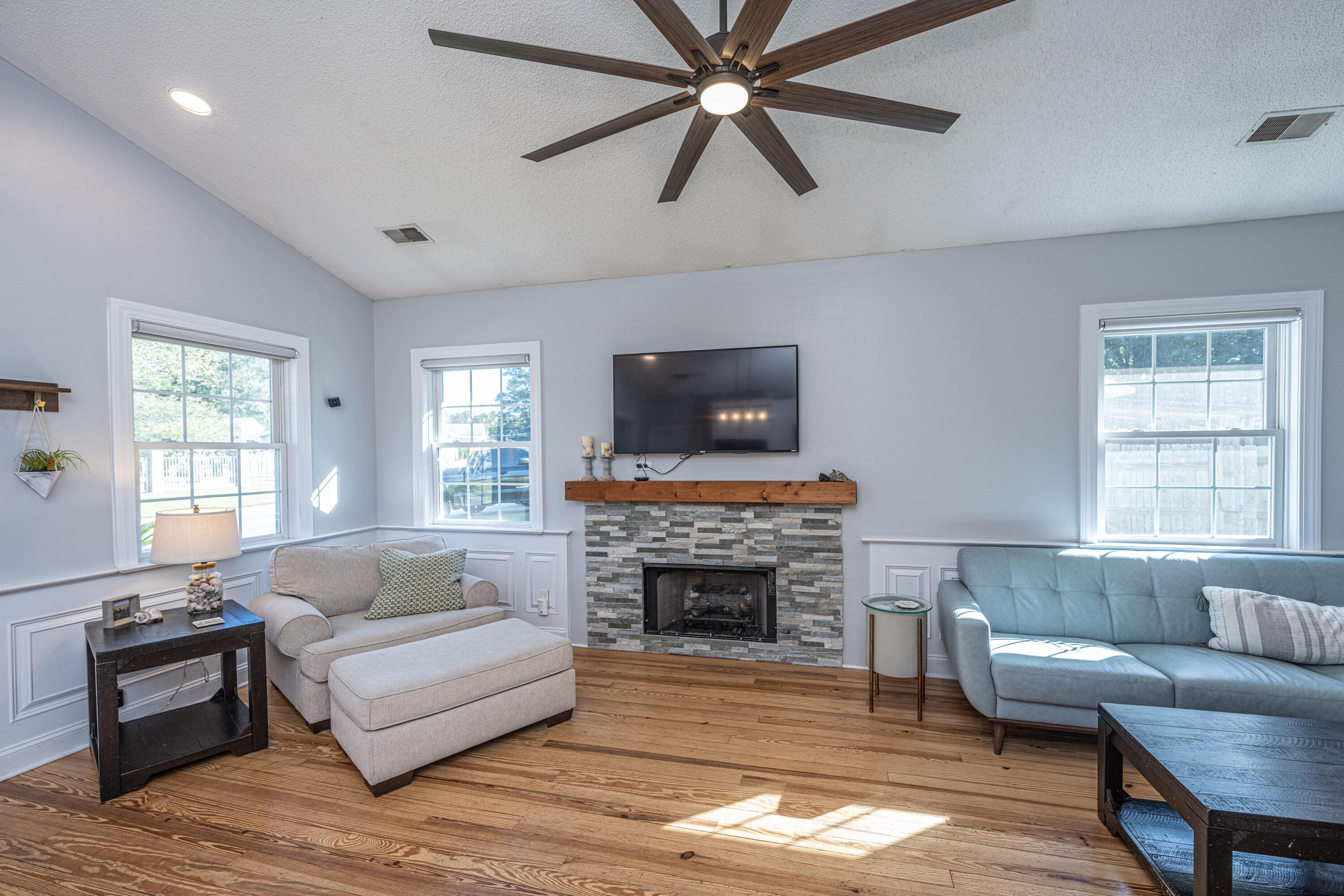 519 Savannah Road Ladson, SC 29456 - Photo 5 of 45 519SavannahRd012