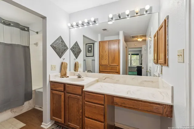 $479,000 | 301 Buntline Drive South, Bergheim, TX 78004