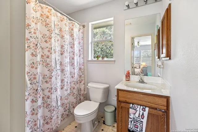 $479,000 | 301 Buntline Drive South, Bergheim, TX 78004