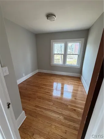 $2,000 | 501-2 Clarendon Street, Syracuse, NY 13210