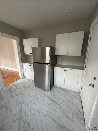 $2,000 | 501-2 Clarendon Street, Syracuse, NY 13210