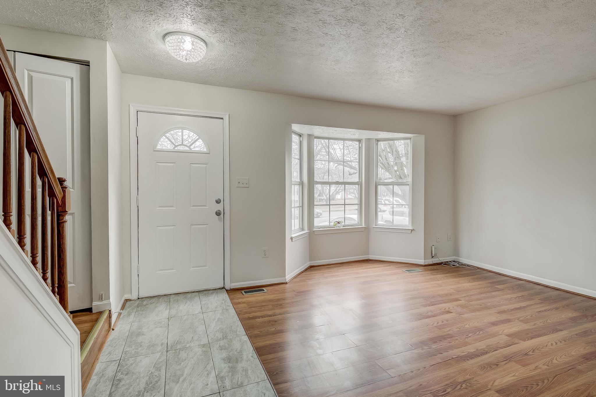 2140 Riding Crop Way Windsor Mill, MD 21244 - Photo 2 of 29 Living Room