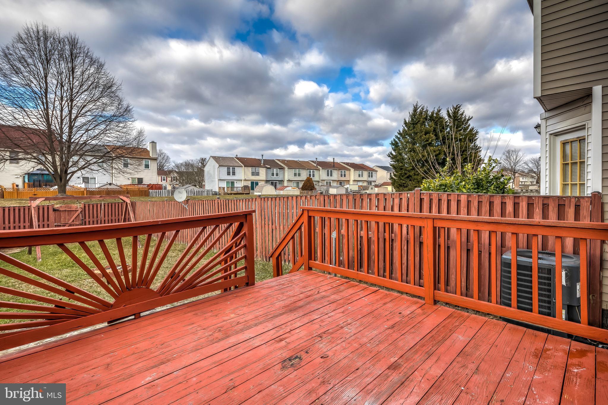 2140 Riding Crop Way Windsor Mill, MD 21244 - Photo 26 of 29 Deck