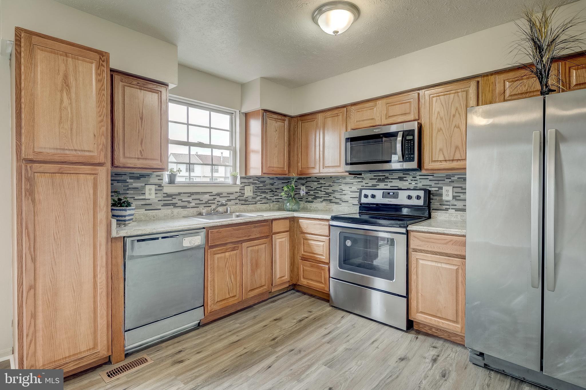 2140 Riding Crop Way Windsor Mill, MD 21244 - Photo 7 of 29 Kitchen