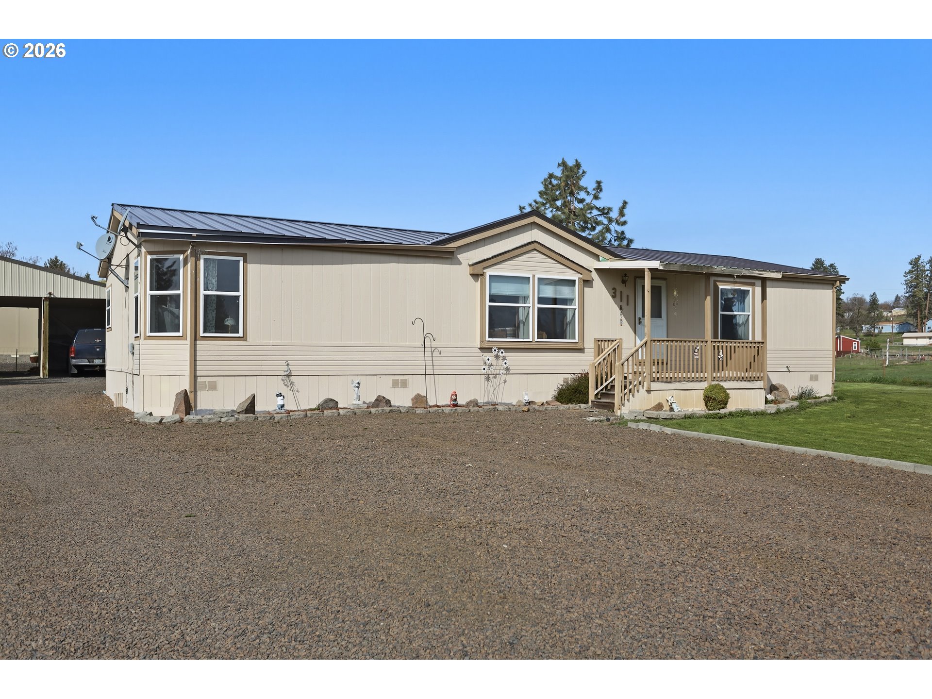 311 South Mary B Road Tygh Valley, OR 97063 - Photo 5 of 42