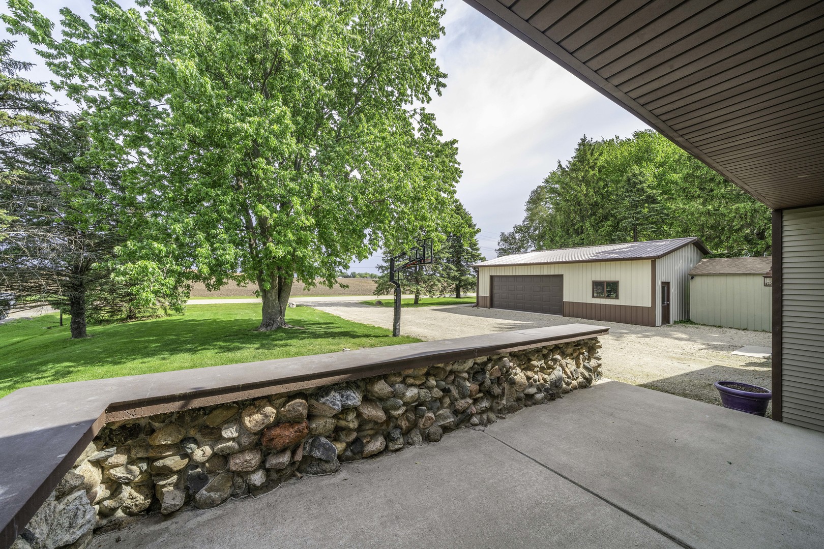 913 Preserve Road Shabbona, IL 60550 - Photo 3 of 44